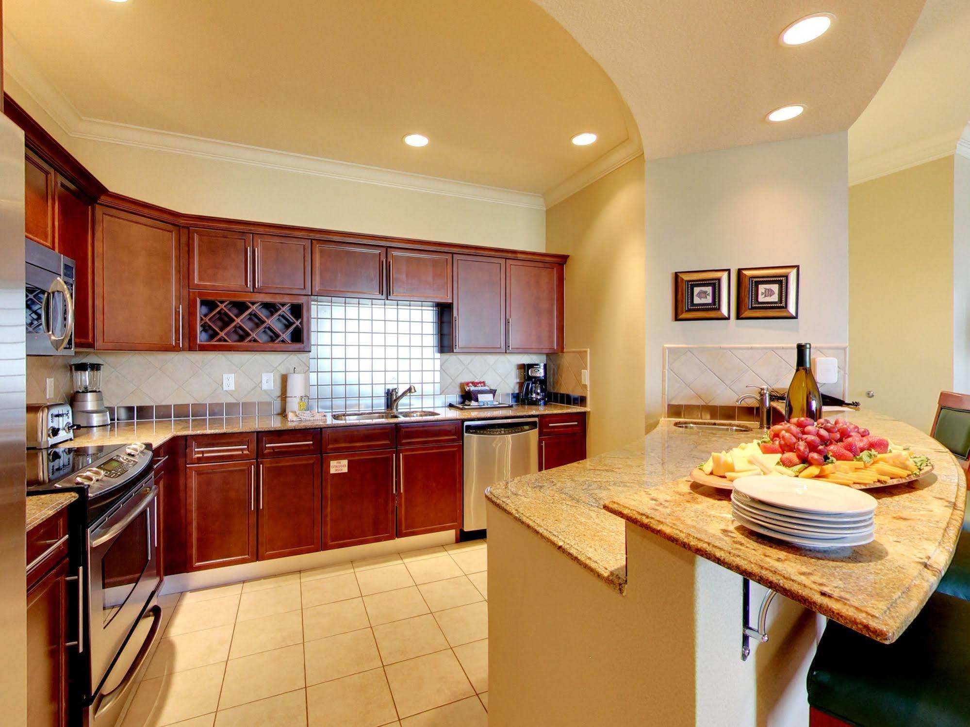 Emerald Grande Condominiums At Harborwalk Village Destin Exterior foto